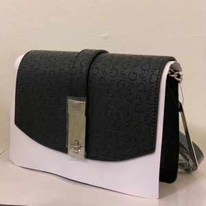 Brand new with tags Guess purse